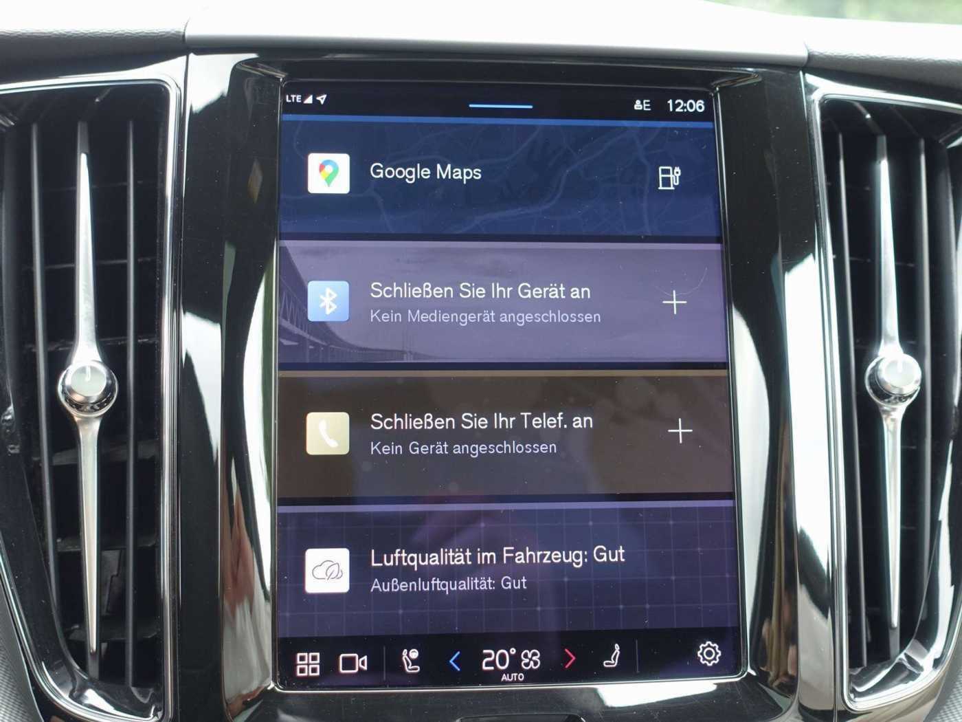 Volvo  Recharge Plus Dark T8 AWD PANO/AHK/BLIS/KAM