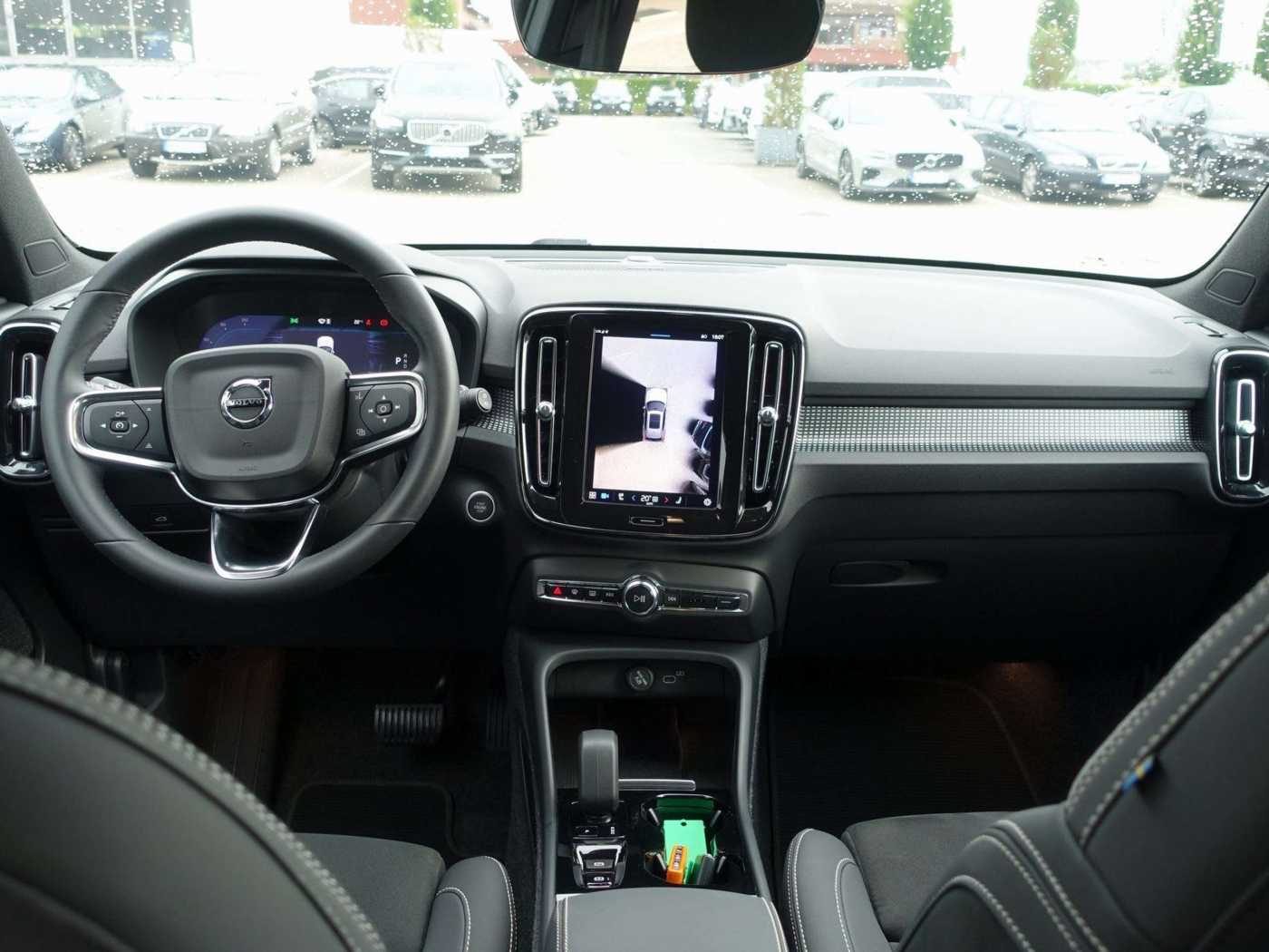 Volvo  B3 Plus Dark/360°Cam/AHK/Memory/BLIS/LED