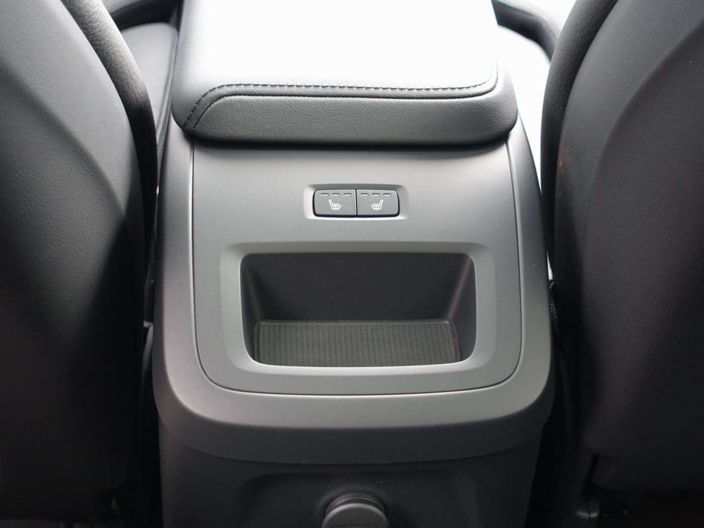 Volvo  Recharge Plus Bright T8 AWD Pano/360°Cam/