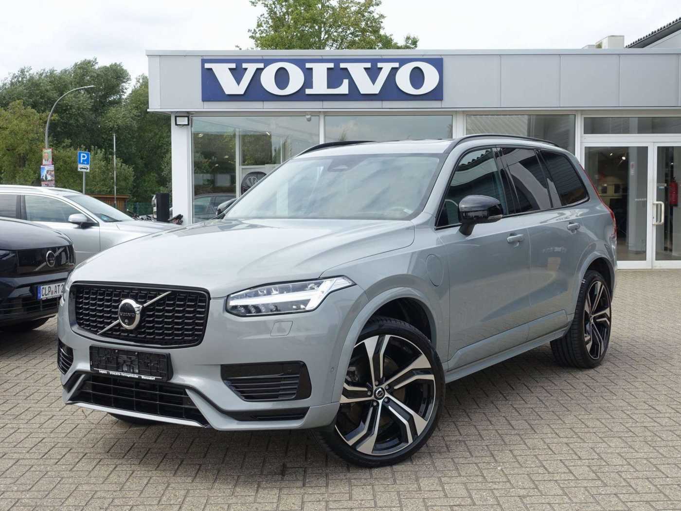 Volvo  Ultra Dark T8 AWD Plug-in Hybrid Pano/B&W