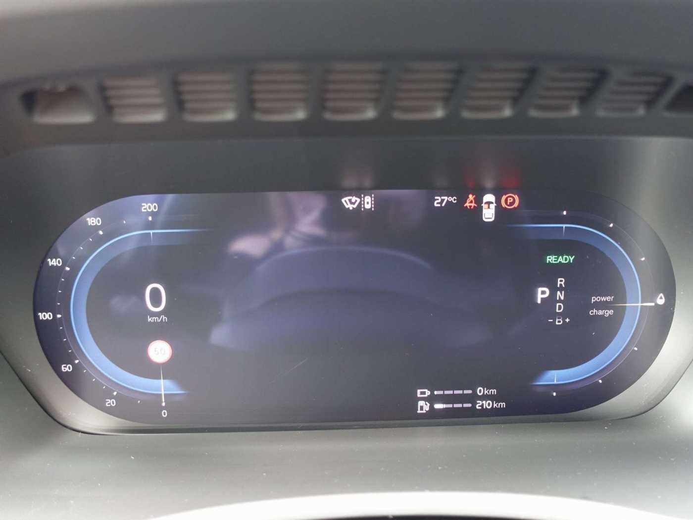 Volvo  Ultra Dark T8 AWD Plug-in Hybrid Pano/B&W