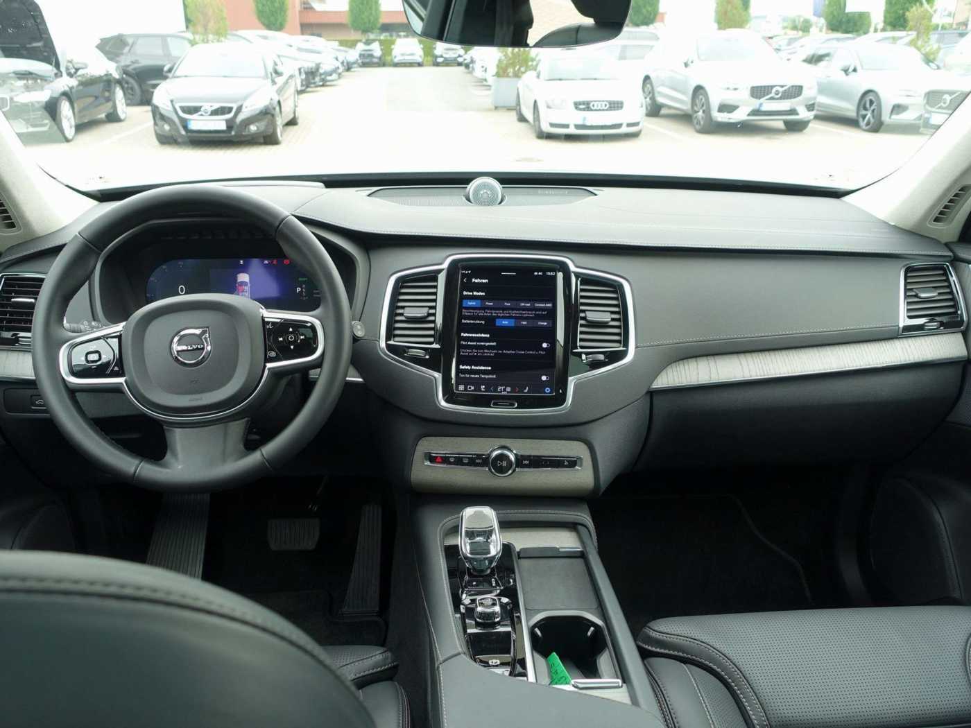 Volvo  Ultra T8 AWD Plug-inHybrid Pano/22'/Massage