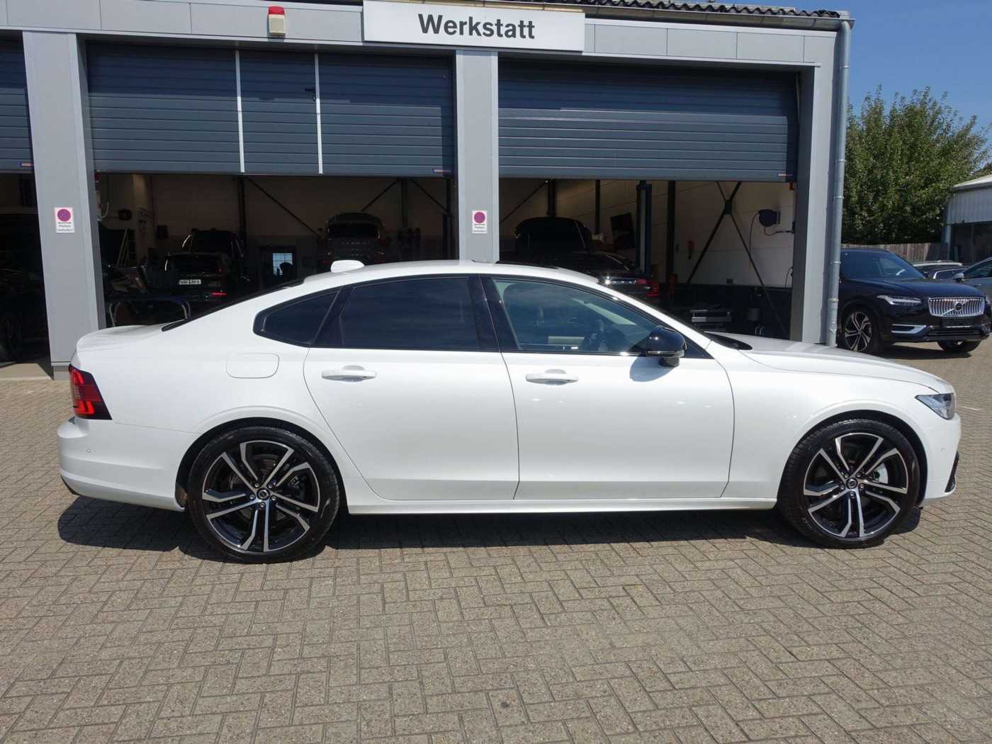 Volvo  Recharge Ultimate T8 AWD/B&W/HeadUp/360°Cam