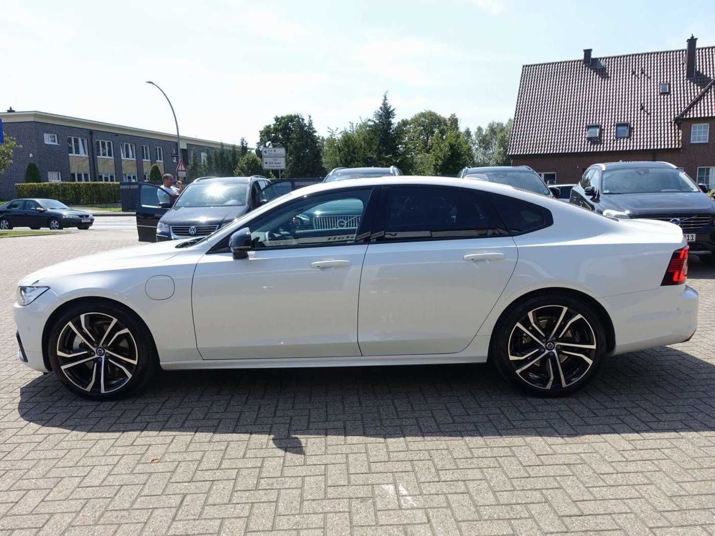 Volvo  Recharge Ultimate T8 AWD/B&W/HeadUp/360°Cam