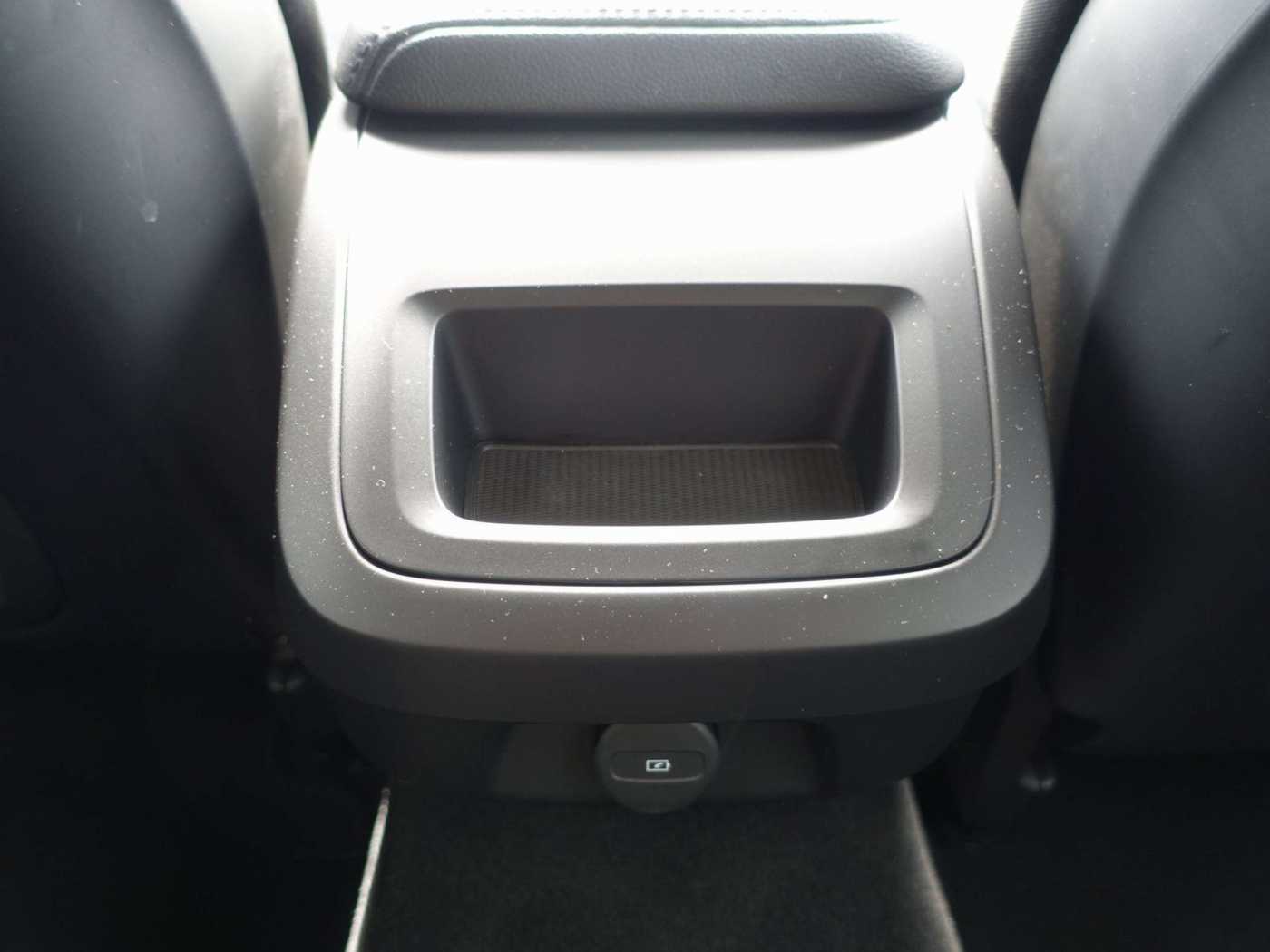 Volvo  V 60 D3 Momentum/360°Cam/BLIS/Sitzhz. /Intellis.