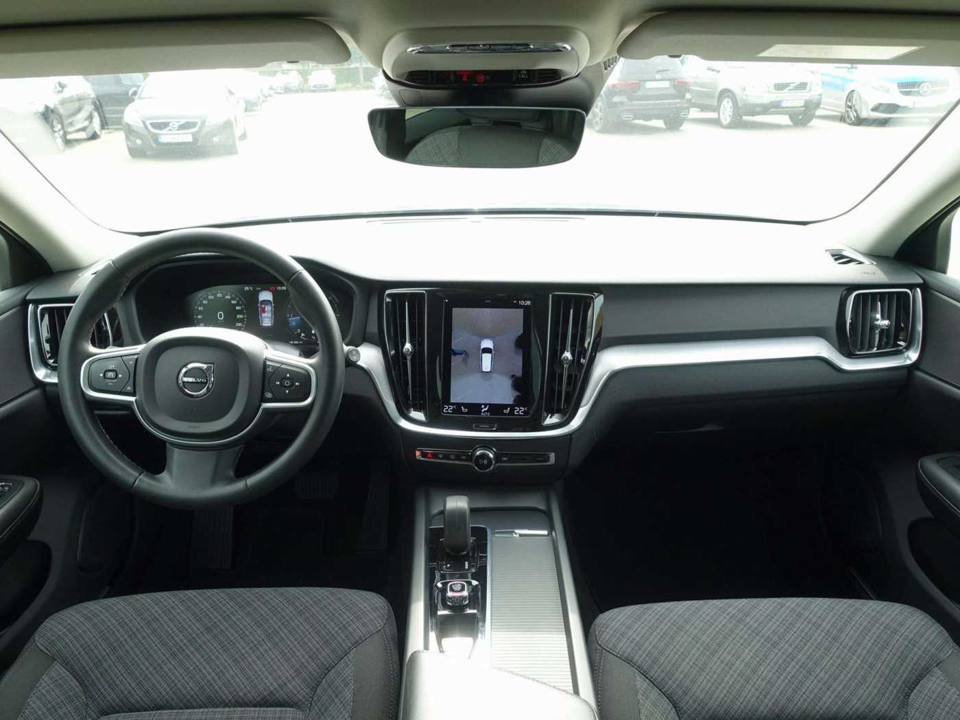 Volvo  V 60 D3 Momentum/360°Cam/BLIS/Sitzhz. /Intellis.