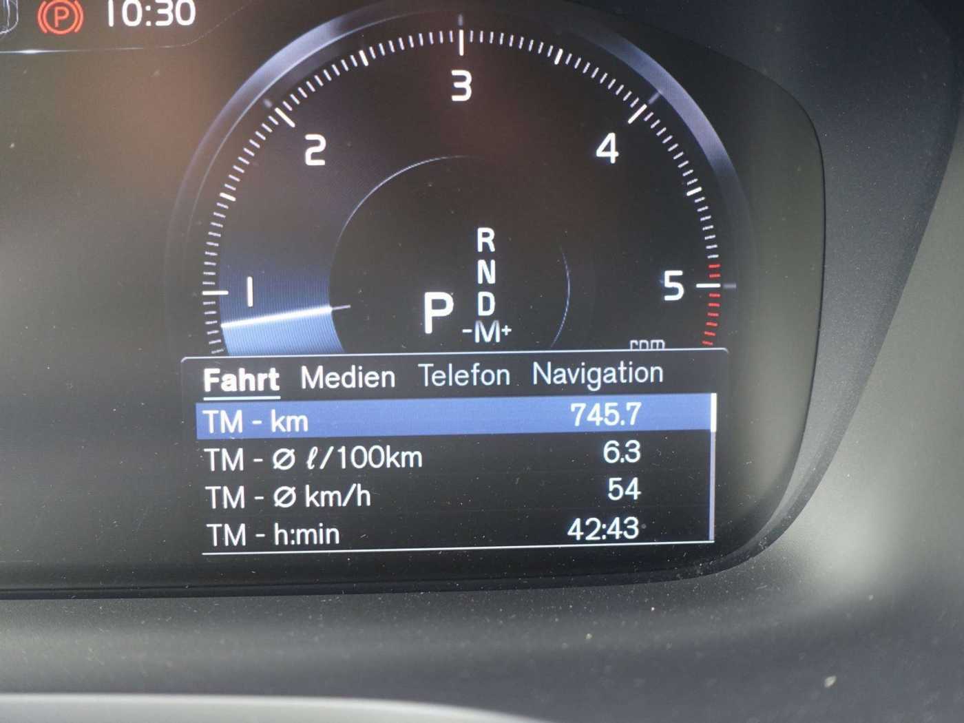 Volvo  V 60 D3 Momentum/360°Cam/BLIS/Sitzhz. /Intellis.