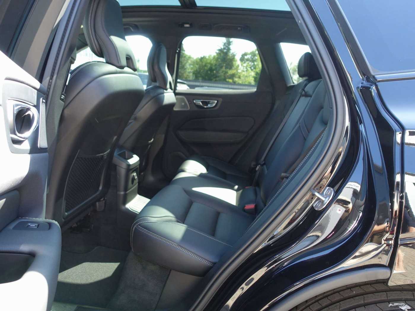 Volvo  Black Edition Plus T8 AWD/HeadUP/360°/B&W