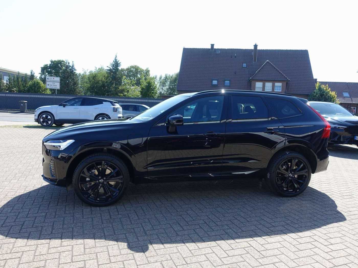 Volvo  Black Edition Plus T8 AWD/HeadUP/360°/B&W