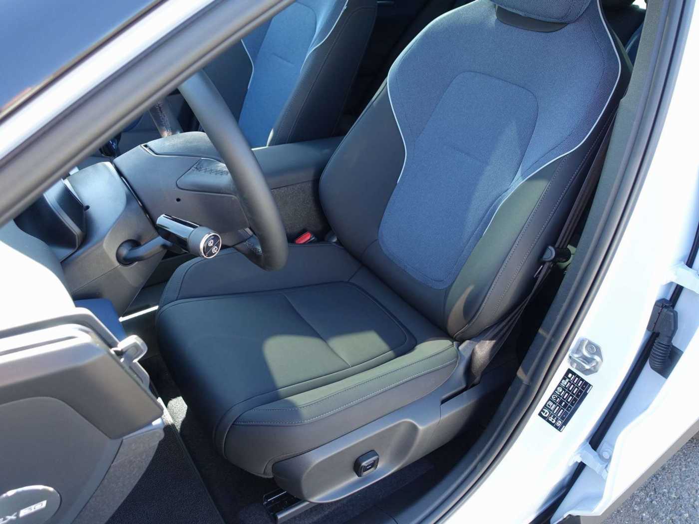 Volvo  Ultra, Single Motor Extended Range/360°/H&K