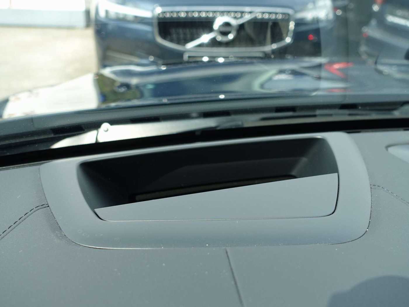 Volvo  Recharge Ultimate T8 AWD/B&W/360°/Head-UP