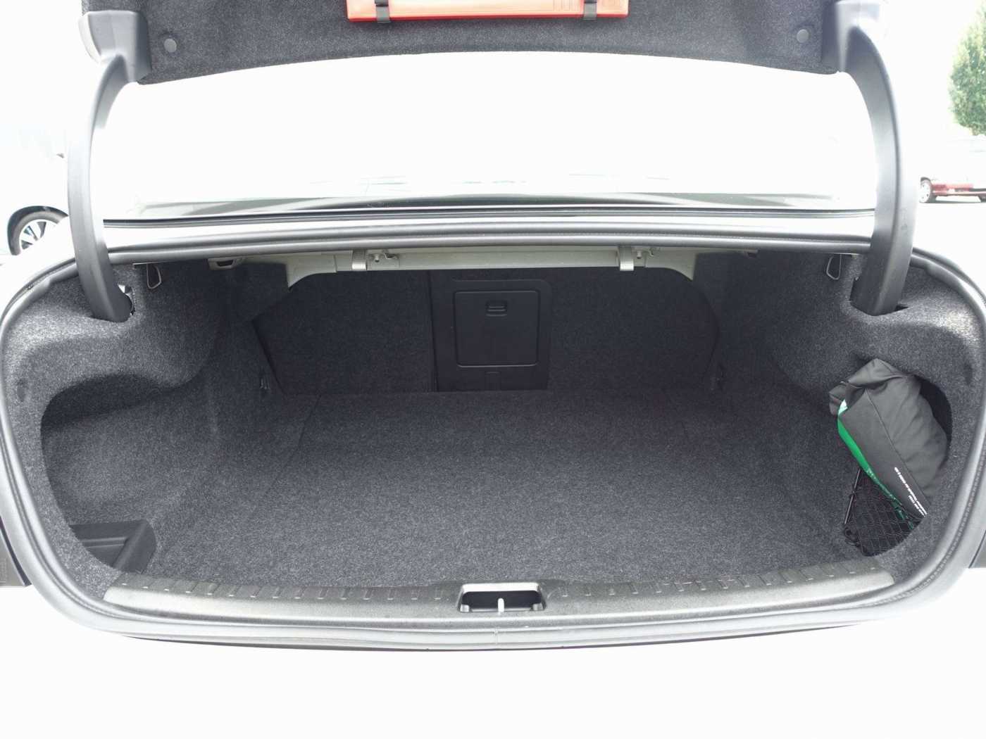 Volvo  Recharge Ultimate Dark T8 AWD HUD/B&W/PANO