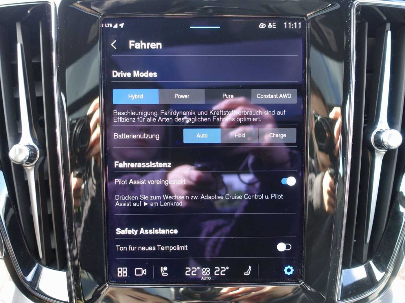 Volvo  Recharge Ultimate Dark T8 AWD HUD/B&W/PANO