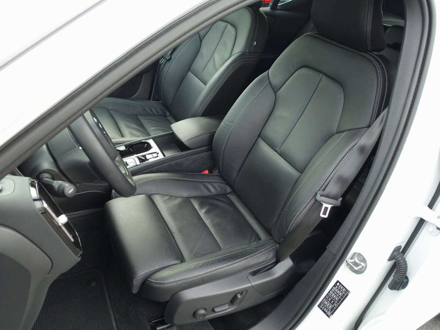 Volvo  T5 Recharge Plus Dark/H&K/360°/Memory/BLS