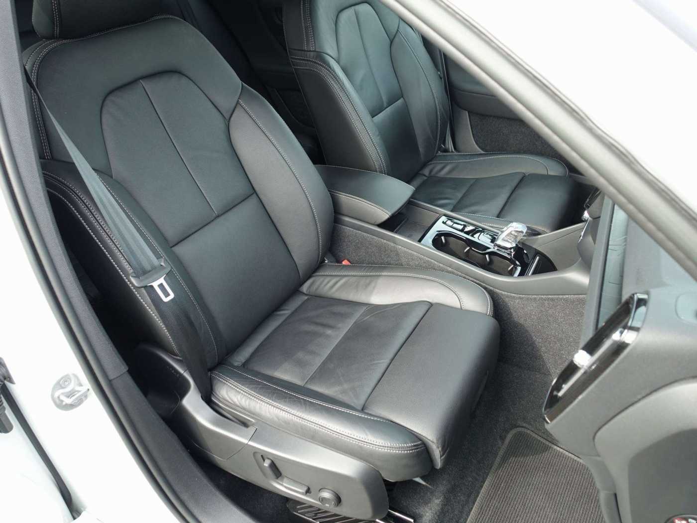 Volvo  T5 Recharge Plus Dark/H&K/360°/Memory/BLS