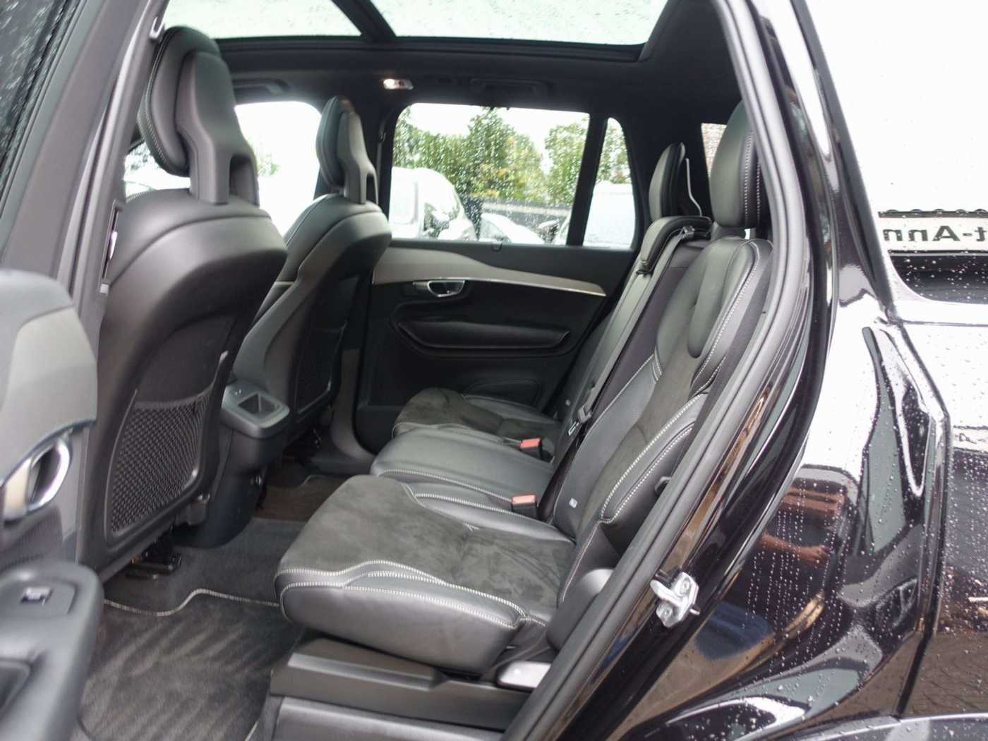 Volvo  D5 AWD R-Design/Pano/360°/AHK/FourC/BLIS