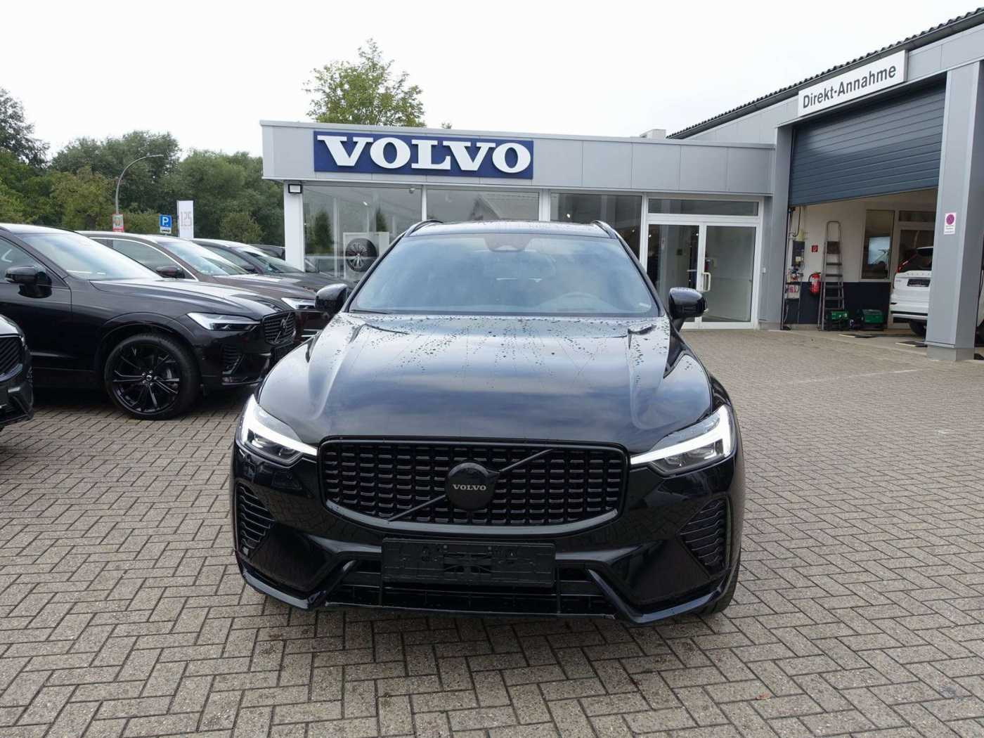 Volvo  Black Edition Ultra T8 AWD/Massage/Pano/CAM
