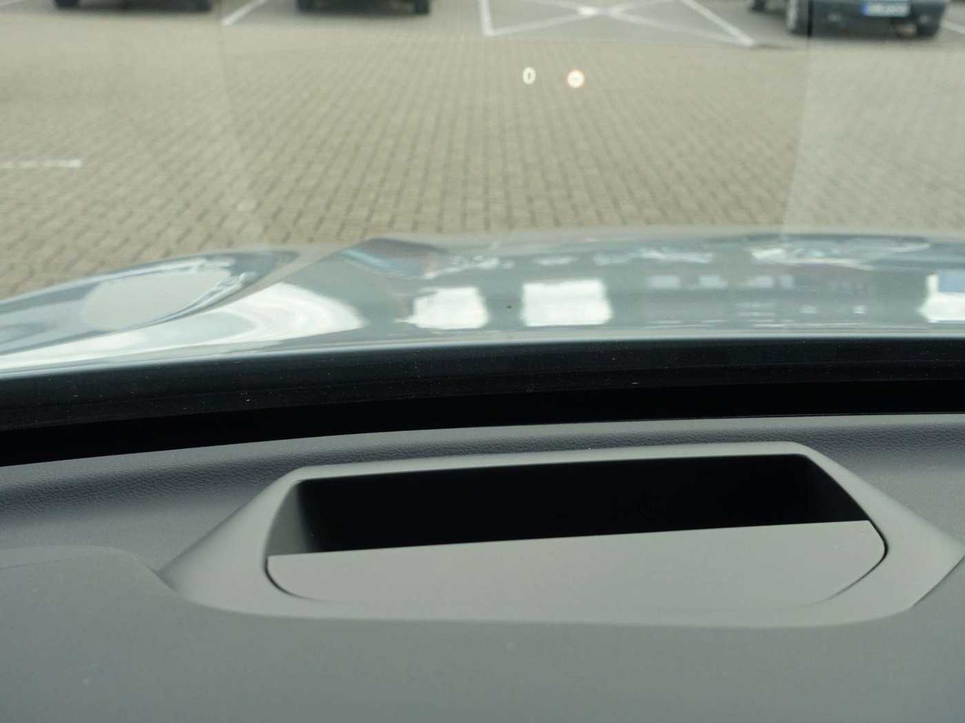 Volvo  Ultra B5 AWD Dark/Massage/B&W/360°/Pano