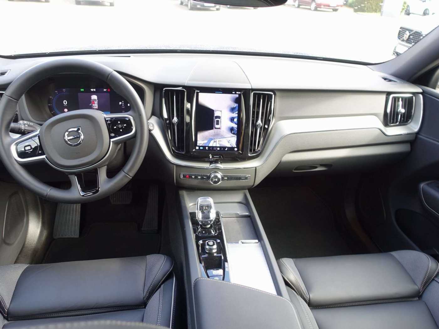 Volvo  Black Edition Plus B5 AWD/360°/HeadUp/BLIS