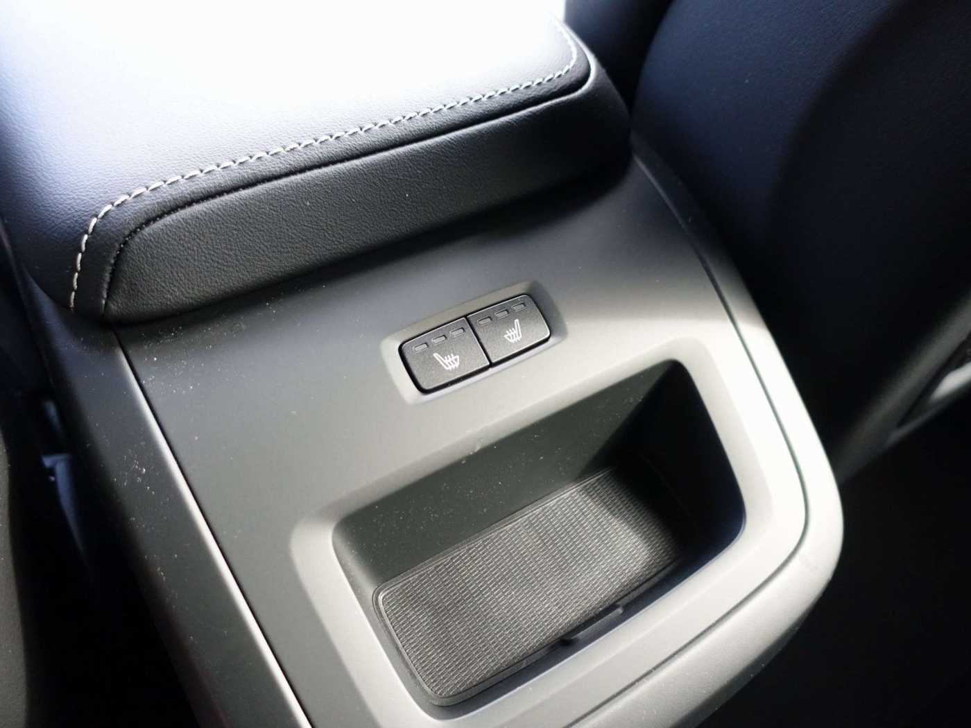 Volvo  Black Edition Plus B5 AWD/360°/HeadUp/BLIS