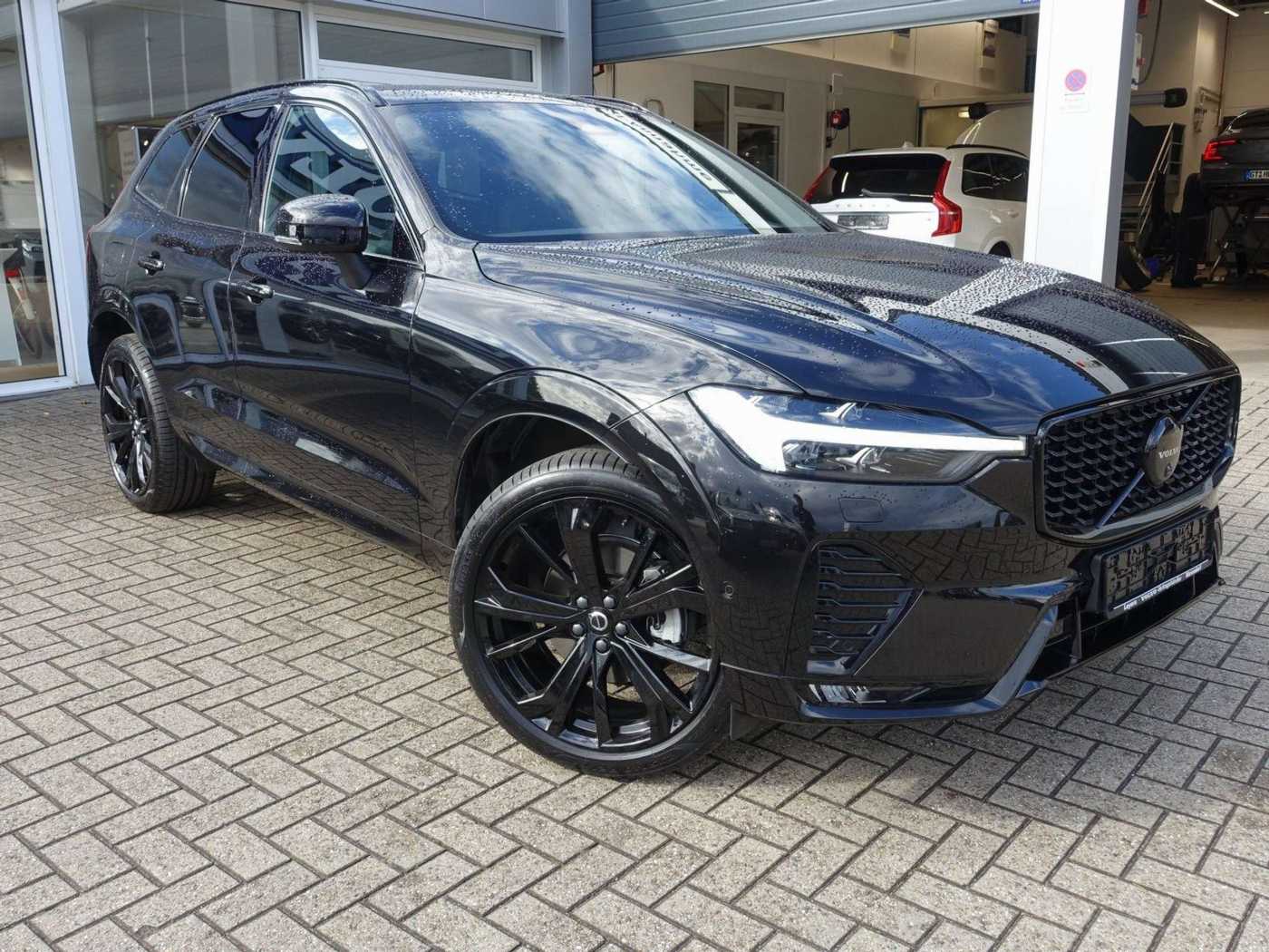 Volvo  Black Edition Plus B5 AWD/360°/HeadUp/BLIS