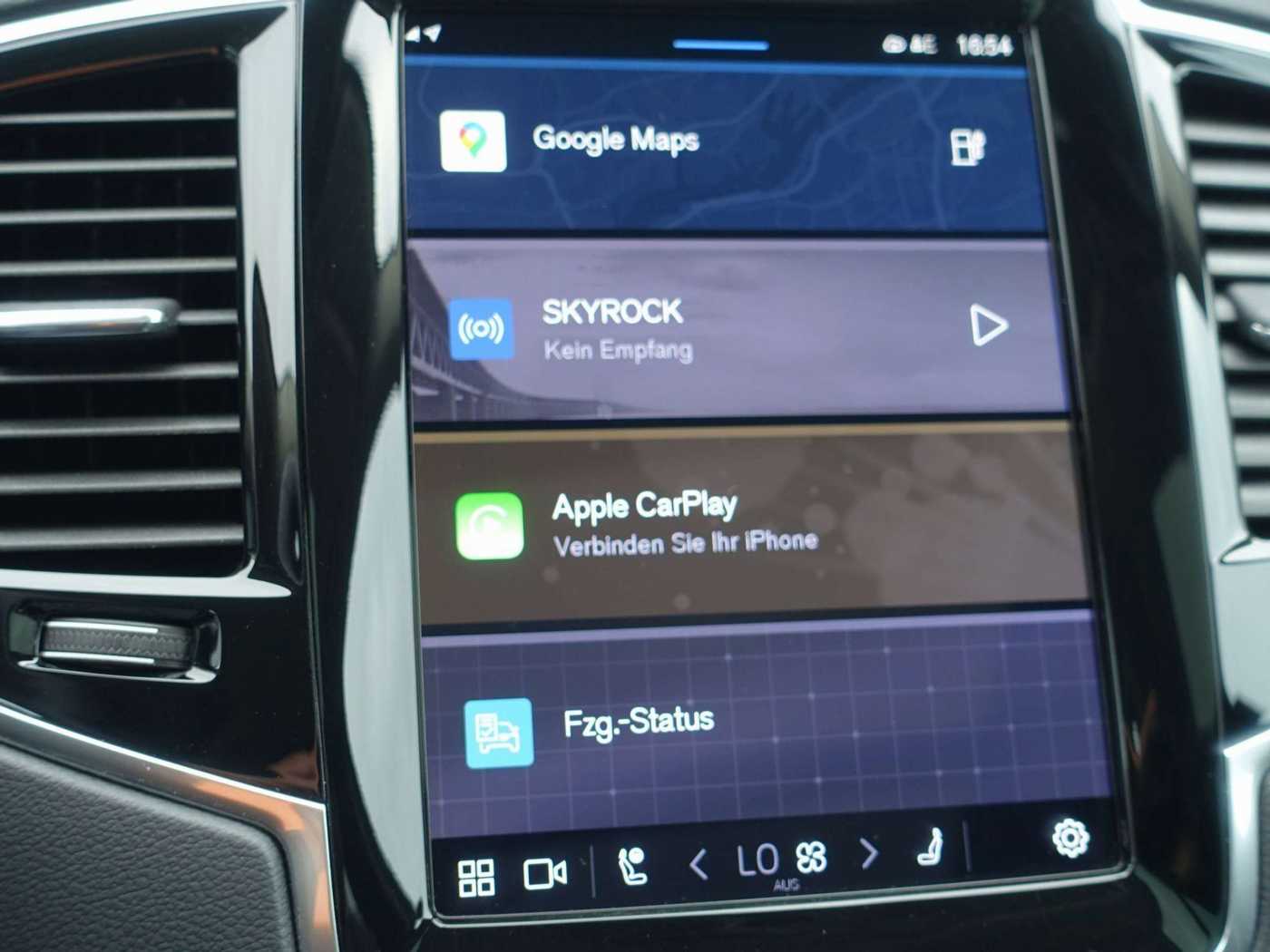 Volvo  T8 AWD Plus Dark Pano/360°/Luft/AHK/22'/LED