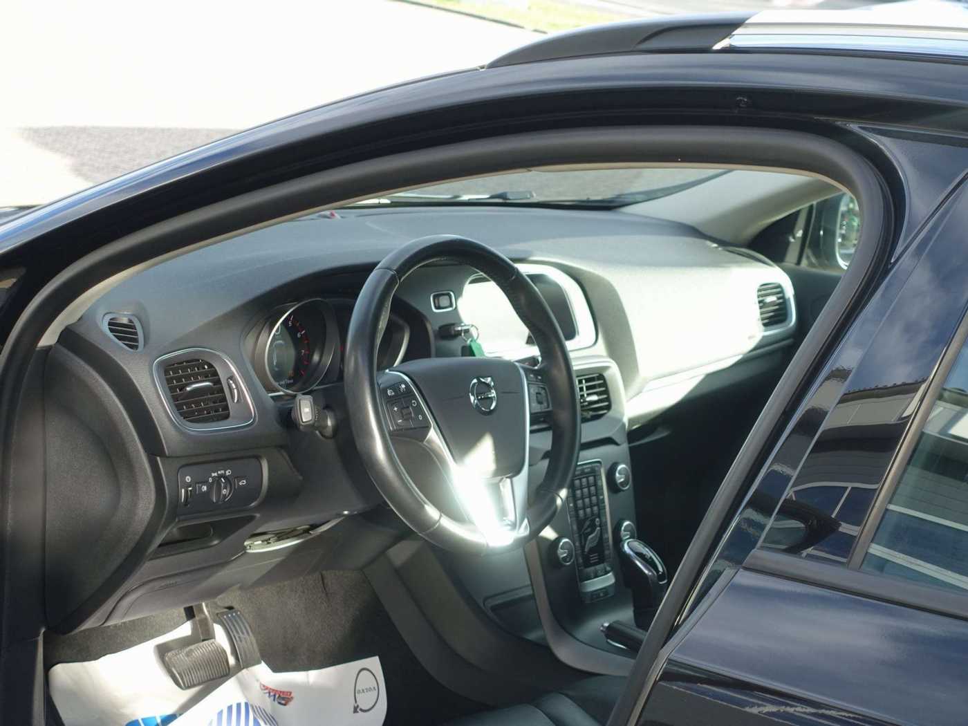 Volvo  T3 1.5 Plus/BLIS/Sitzhz. /Spur.