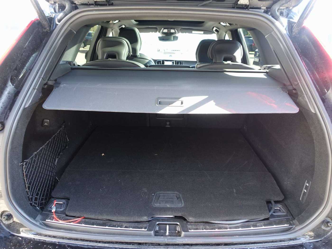 Volvo  Black Edition Plus, T8 AWD/HeadUP/B&W/FourC