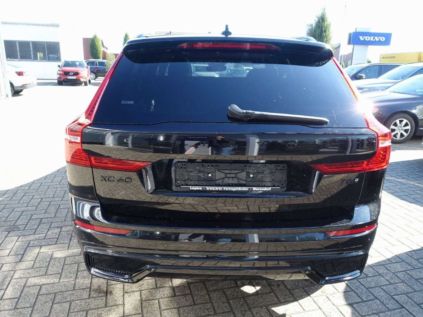 Volvo  Black Edition Plus, T8 AWD/HeadUP/B&W/FourC