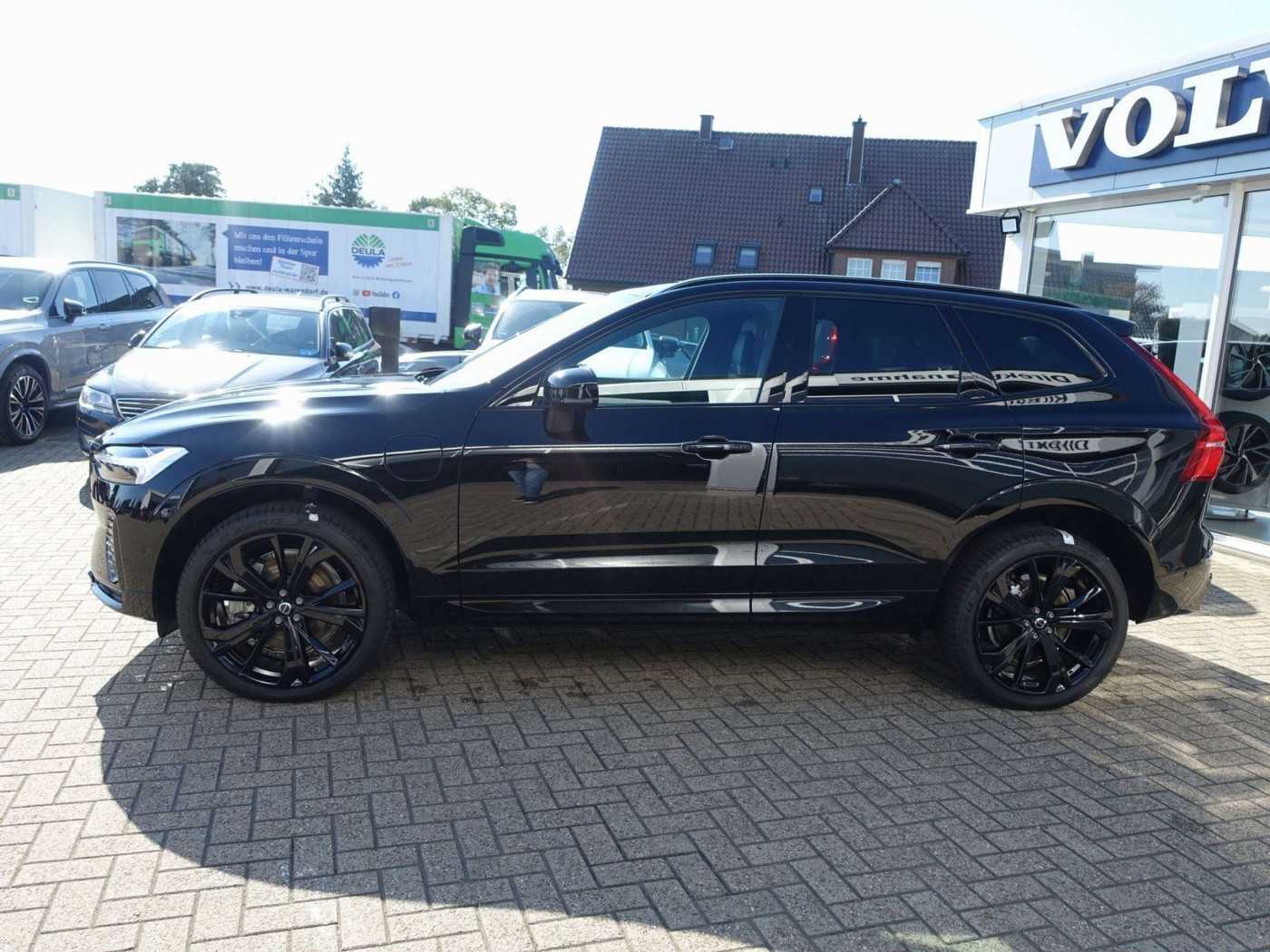 Volvo  Black Edition Plus, T8 AWD/HeadUP/B&W/FourC