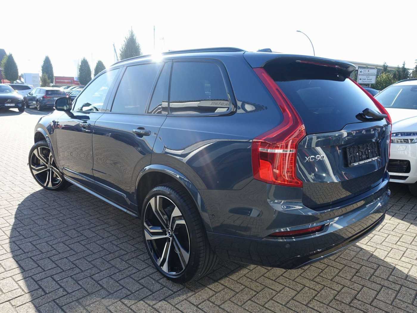 Volvo  Ultra T8 AWD/360°/FourC/B&W/Massage/HeadUP