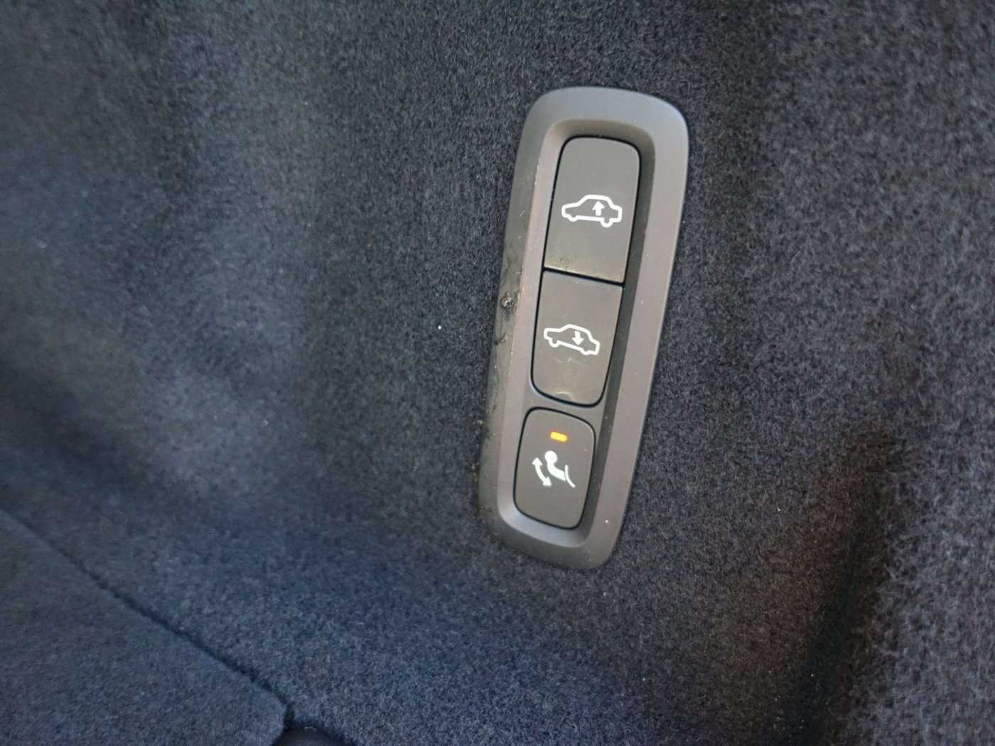 Volvo  Plus T6 AWD/Pano/H&K/AHK/FourC/360°/BLIS