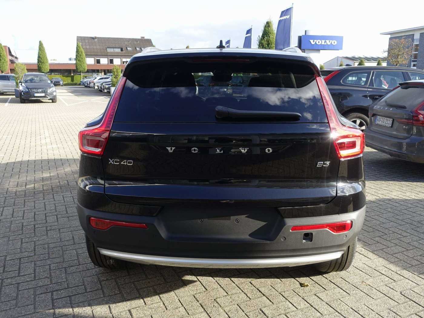 Volvo  B3 Mild-Hybrid Benzin Core/360°/BLIS