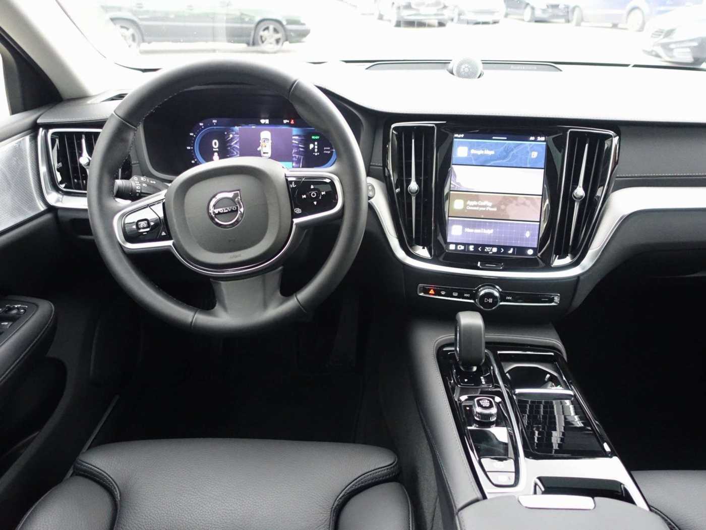 Volvo  Ultra, T6 AWD Plug-in Hybrid/360°/BLIS/B&W