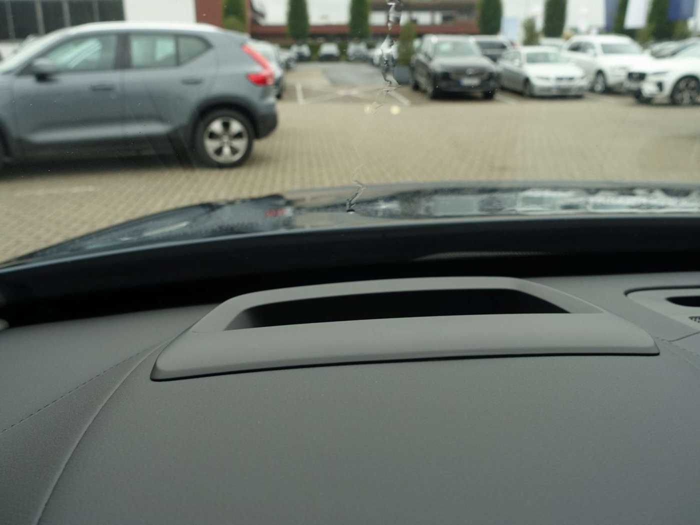 Volvo  Plus, T8 AWD/360°/HeadUP/Pano/H&K/BLIS/