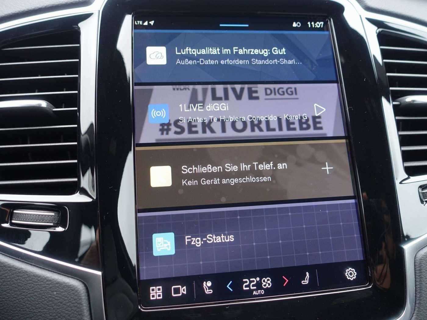 Volvo  Plus Dark T8 AWD Plug-inHybrid/AHK/360°/H&K