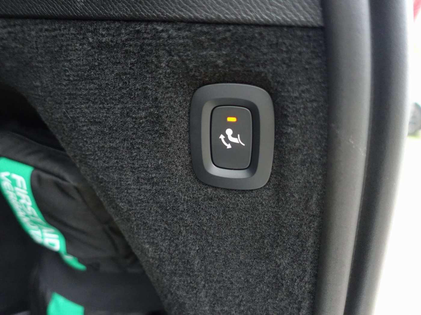 Volvo  Plus Dark T8 AWD Plug-inHybrid/AHK/360°/H&K