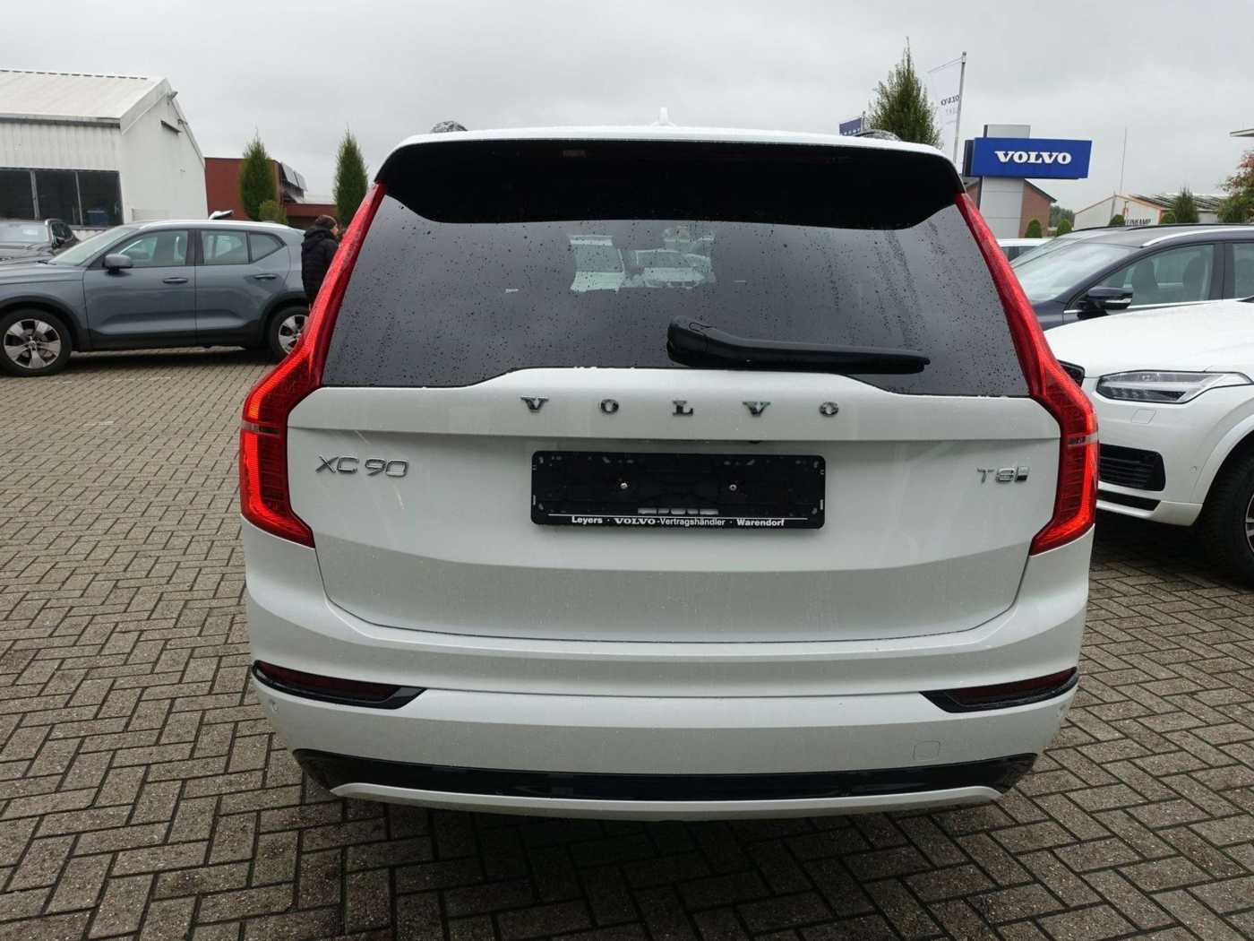 Volvo  Plus Dark T8 AWD Plug-inHybrid/AHK/360°/H&K