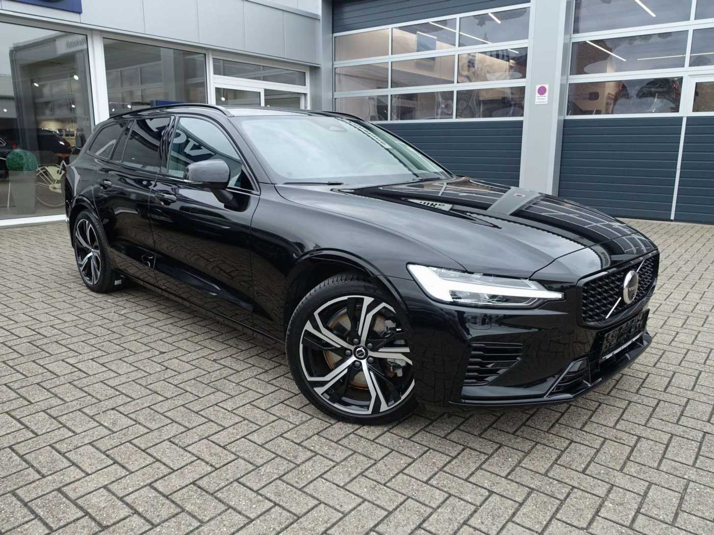 Volvo  Plus Dark T6 AWD Recharge PANO/BLIS/360°KAM
