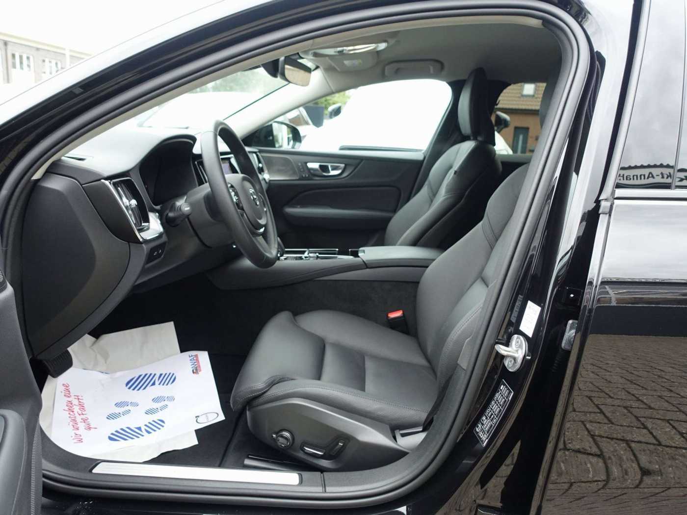 Volvo  Plus Dark T6 AWD Recharge PANO/BLIS/360°KAM