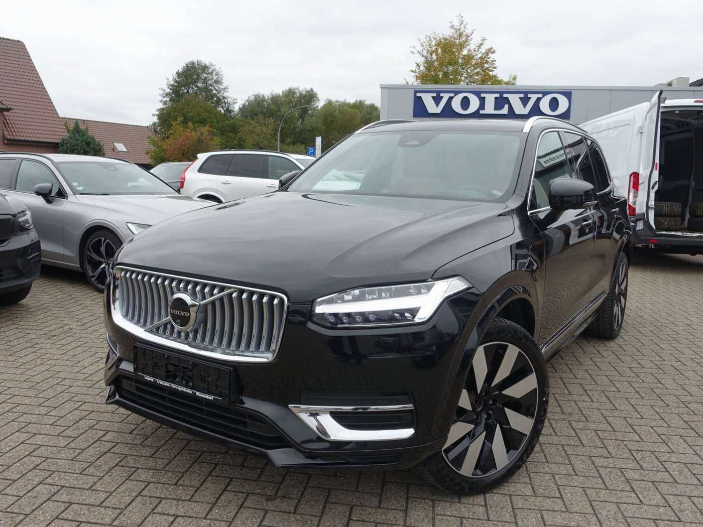 Volvo  Plus Bright T8 AWD Plug-In B&W/HUD/PANORAMA