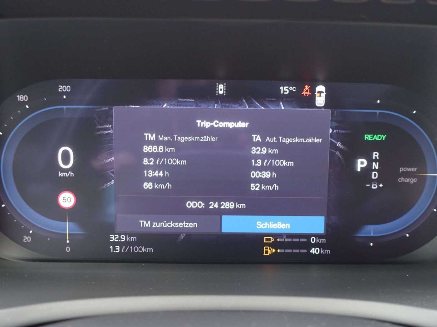 Volvo  Plus Bright T8 AWD Plug-In B&W/HUD/PANORAMA