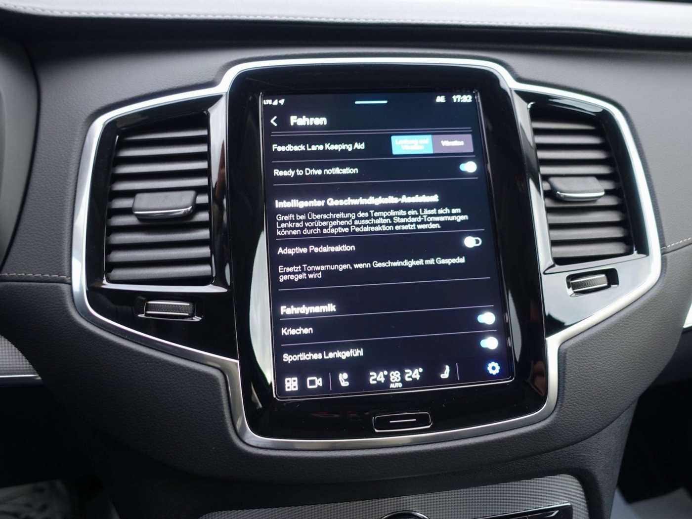 Volvo  Plus T8 AWD Plug-in Hybrid/360°Cam/HeadUp