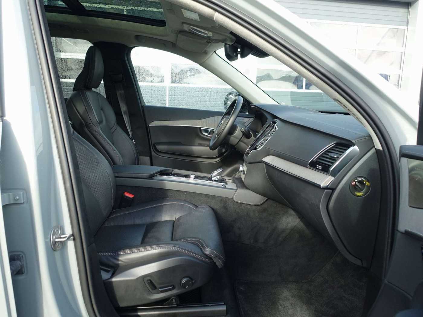 Volvo  Ultra T8 AWD Plug-in Hybrid/360°Cam/Massage