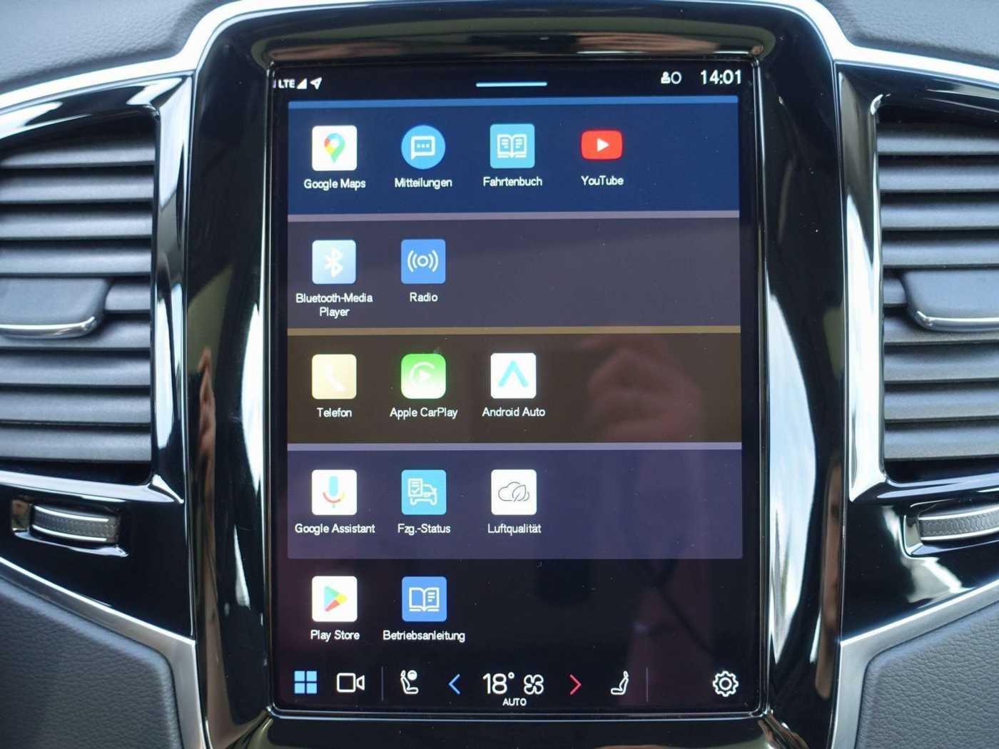Volvo  Ultra T8 AWD Plug-in Hybrid/Pano/H&K
