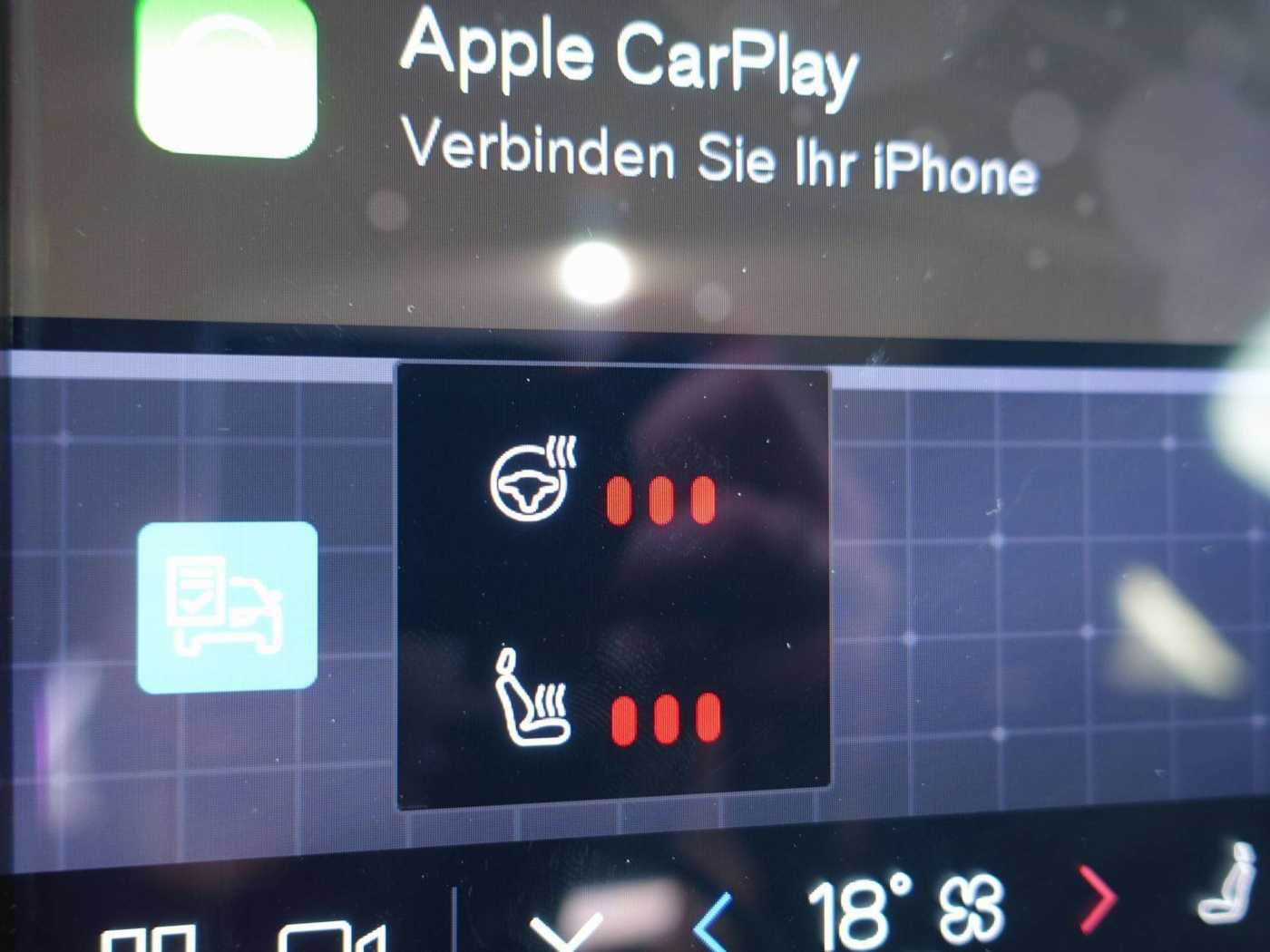 Volvo  Ultra T8 AWD Plug-in Hybrid/Pano/H&K