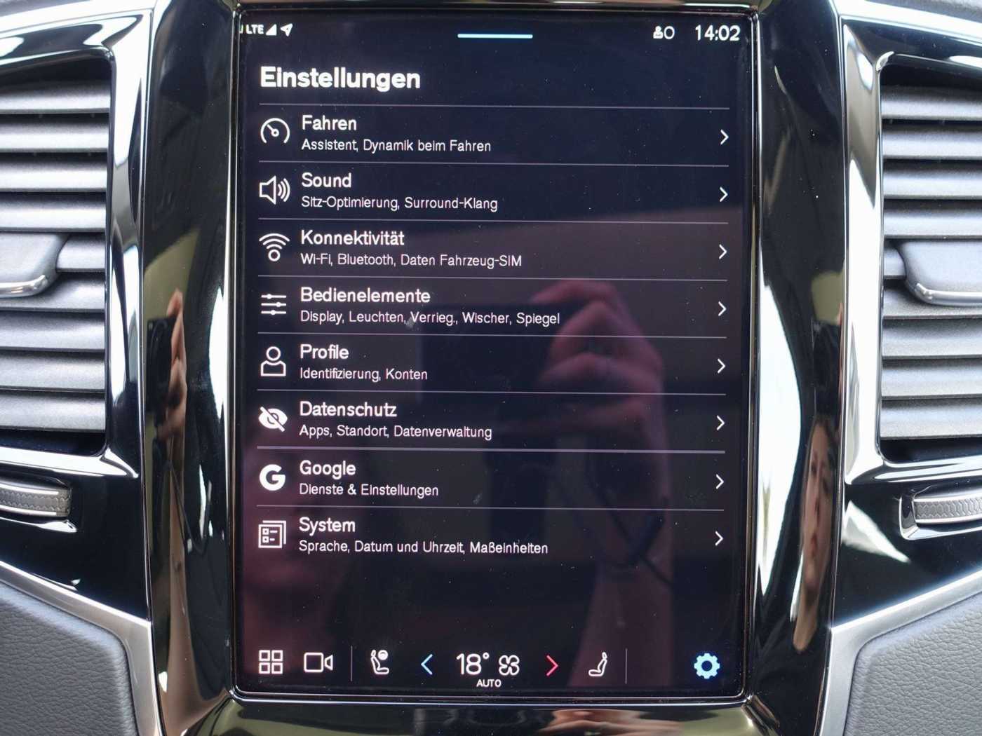Volvo  Ultra T8 AWD Plug-in Hybrid/Pano/H&K