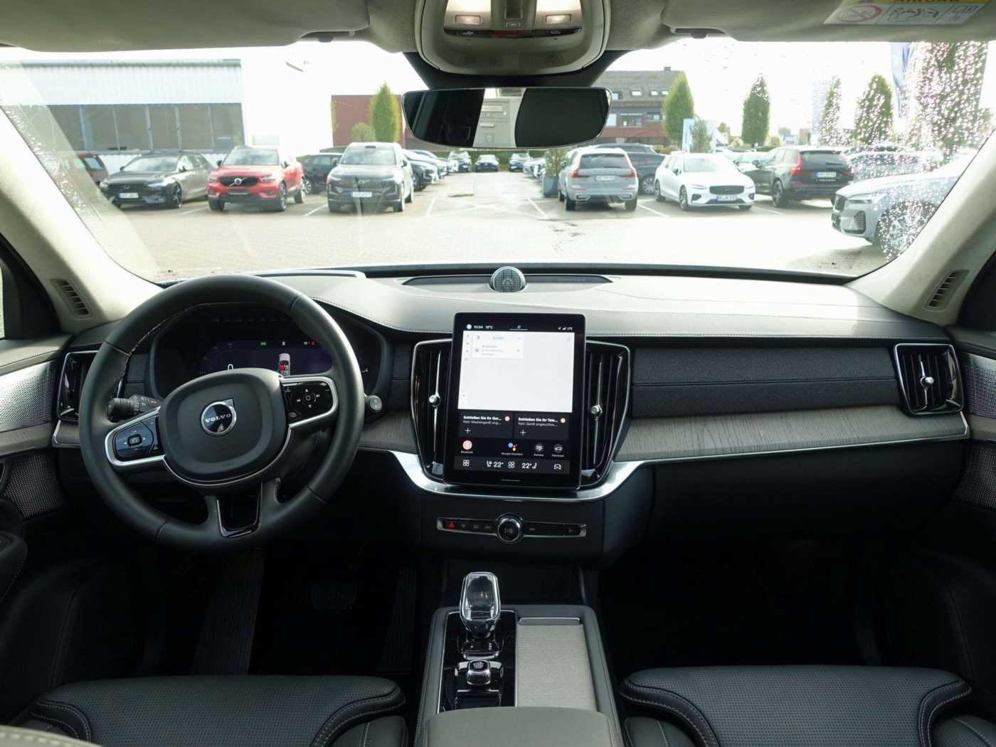 Volvo  Ultra Dark T8 AWD Plug-in Hybrid/AHK/HeadUP