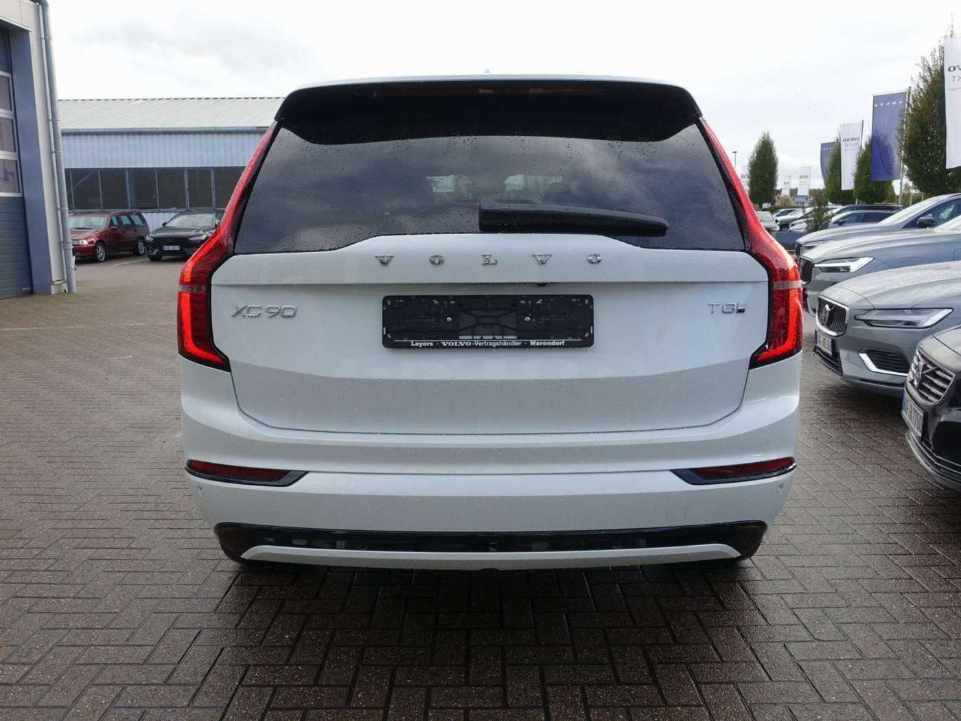 Volvo  Ultra Dark T8 AWD Plug-in Hybrid/AHK/HeadUP