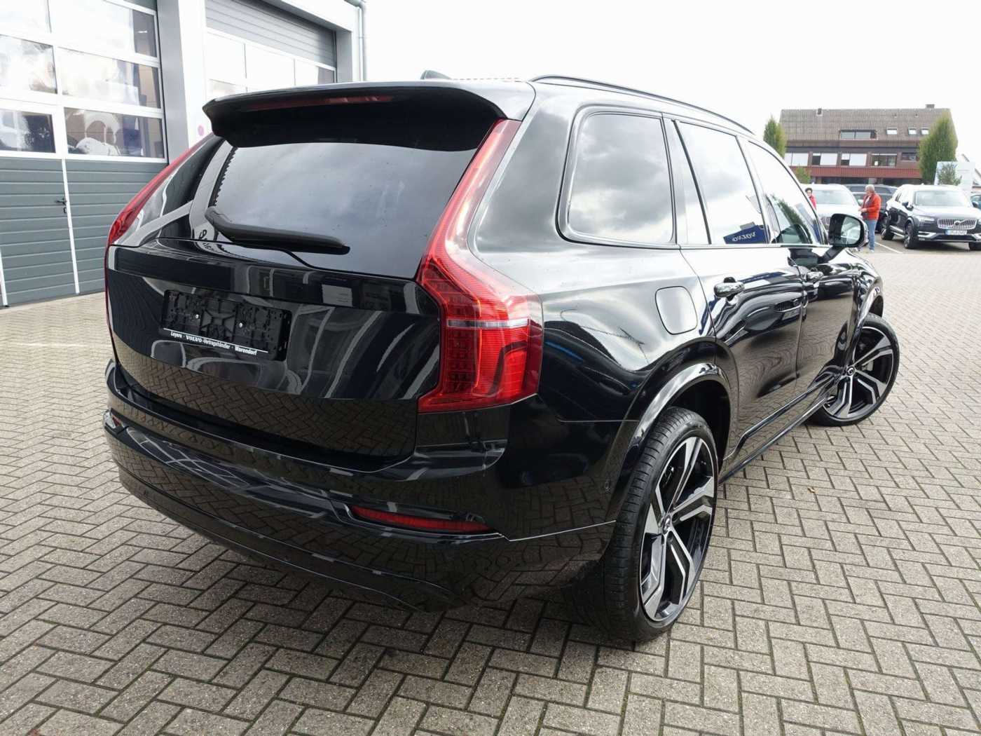 Volvo  T8 AWD Ultimate Dark/360°/B&W/FourC/AHK